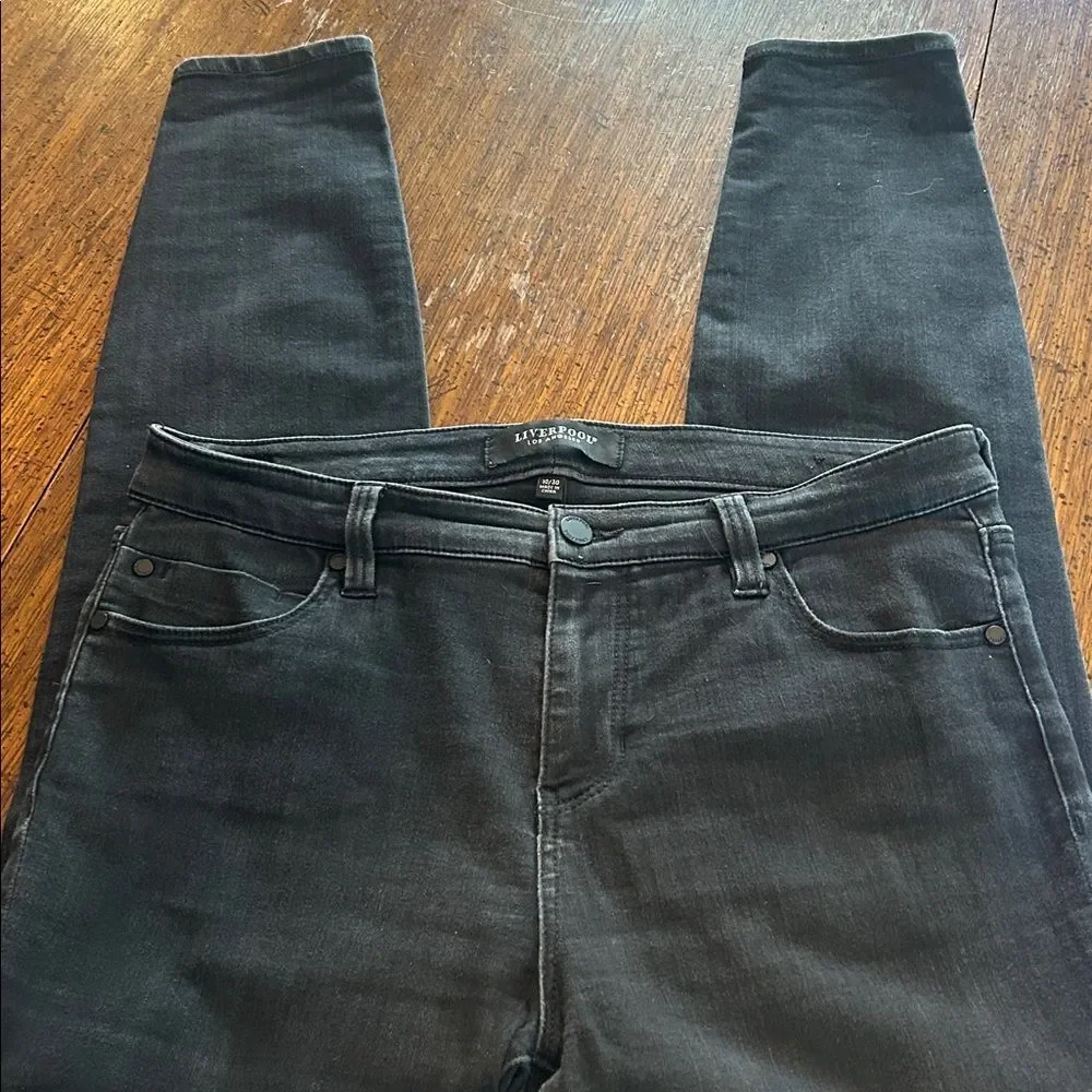 Liverpool Jeans black Stretchy. Size 10